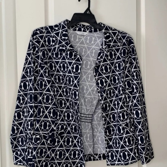 CJ Banks Women’s Jacket Size 1X Button Up Front Pockets Triangle Blue White - Picture 4 of 10